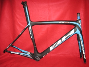 BH G5 Carbon Fiber Bicycle Frameset 2012 56cm MED Black Blue White Frame Fork!1